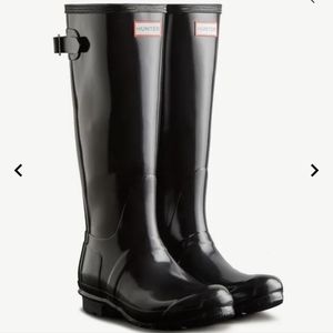 Hunter Women's Tall Back Adjustable Gloss Rain Boots with 2 pairs of boot sucks